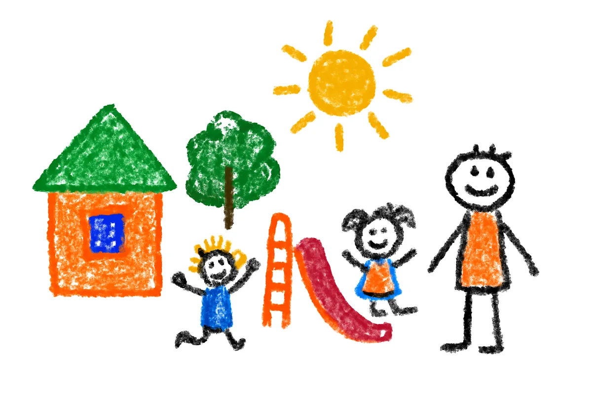 公園で遊ぶ家族と家のイメージ