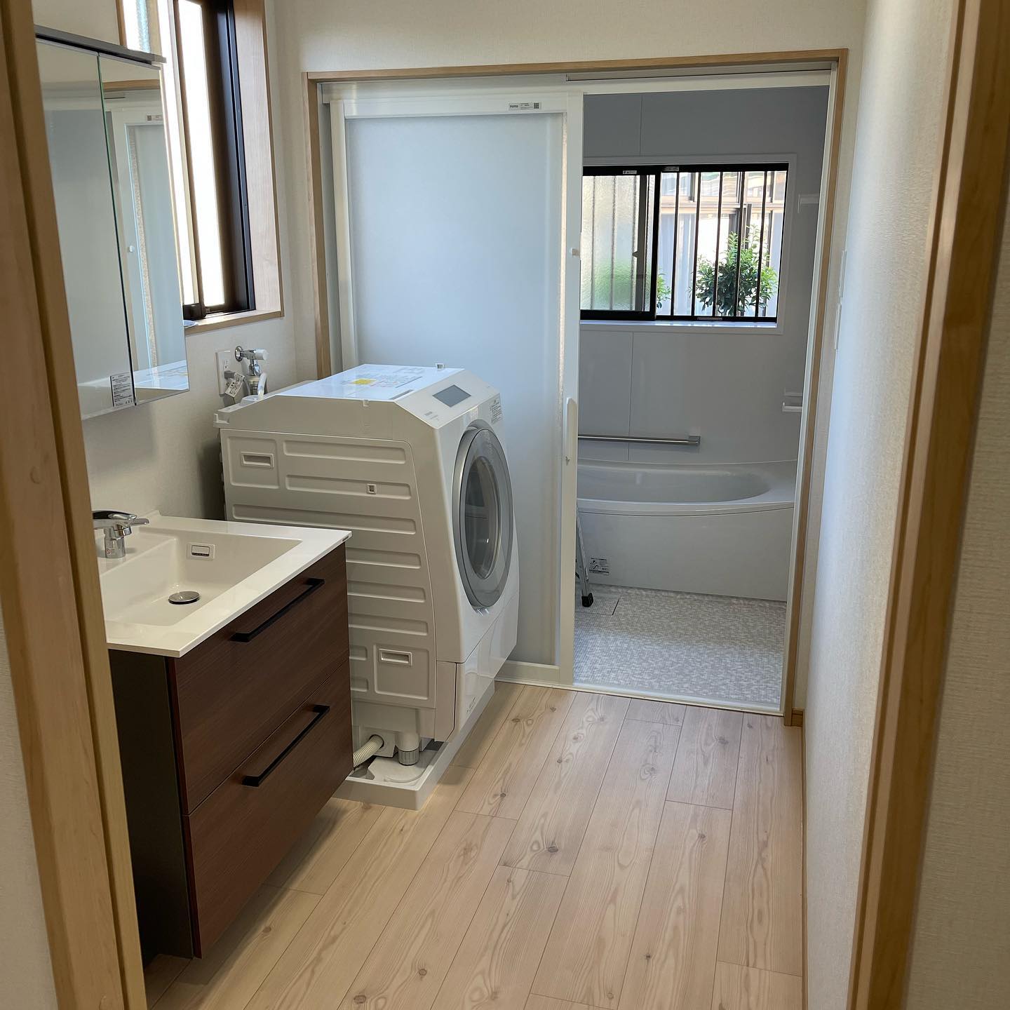 注文住宅で実現したインナーガレージの平屋 の写真